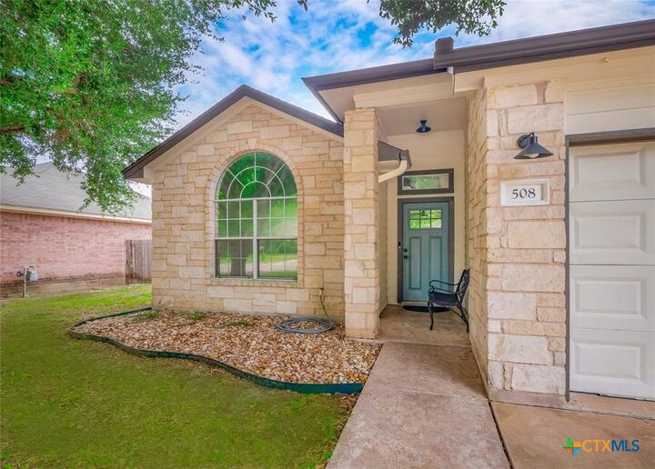 Property Photo: 508 Lydia Lane TX 76578