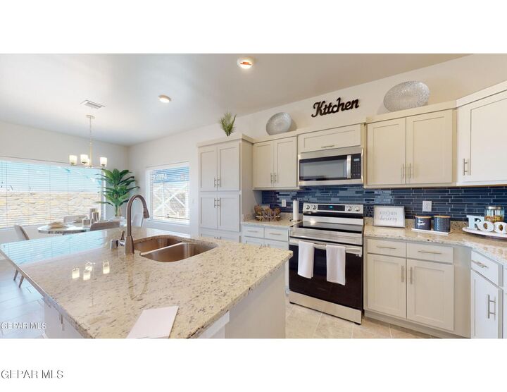 Property Photo:  850 Harpendem Drive  TX 79928 