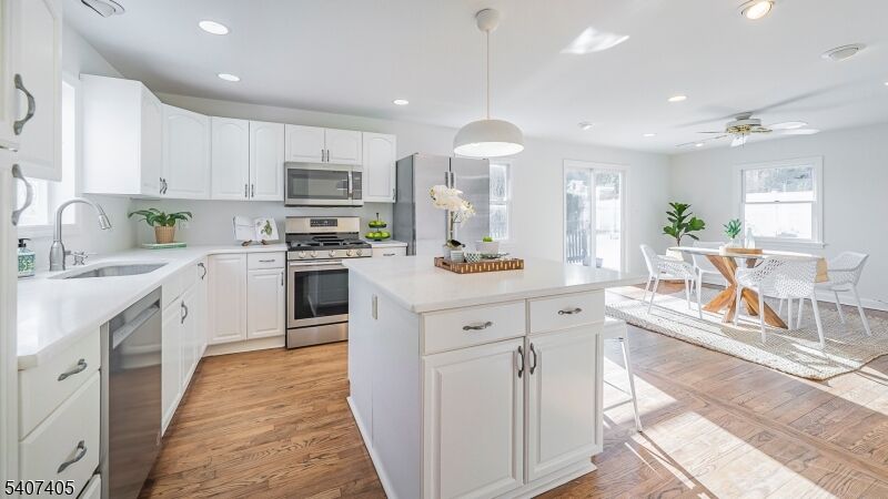 Property Photo:  16 Walnut Ct  NJ 07079 