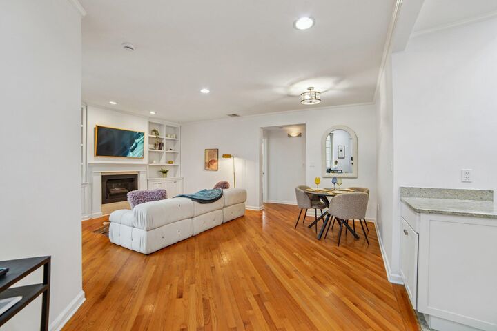 Property Photo: 1108 Hudson St 6B NJ 07030