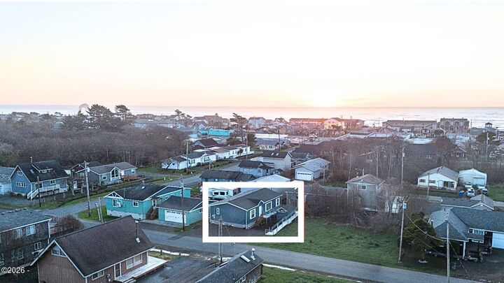 Property Photo: 177 S Dolphin Street OR 97136