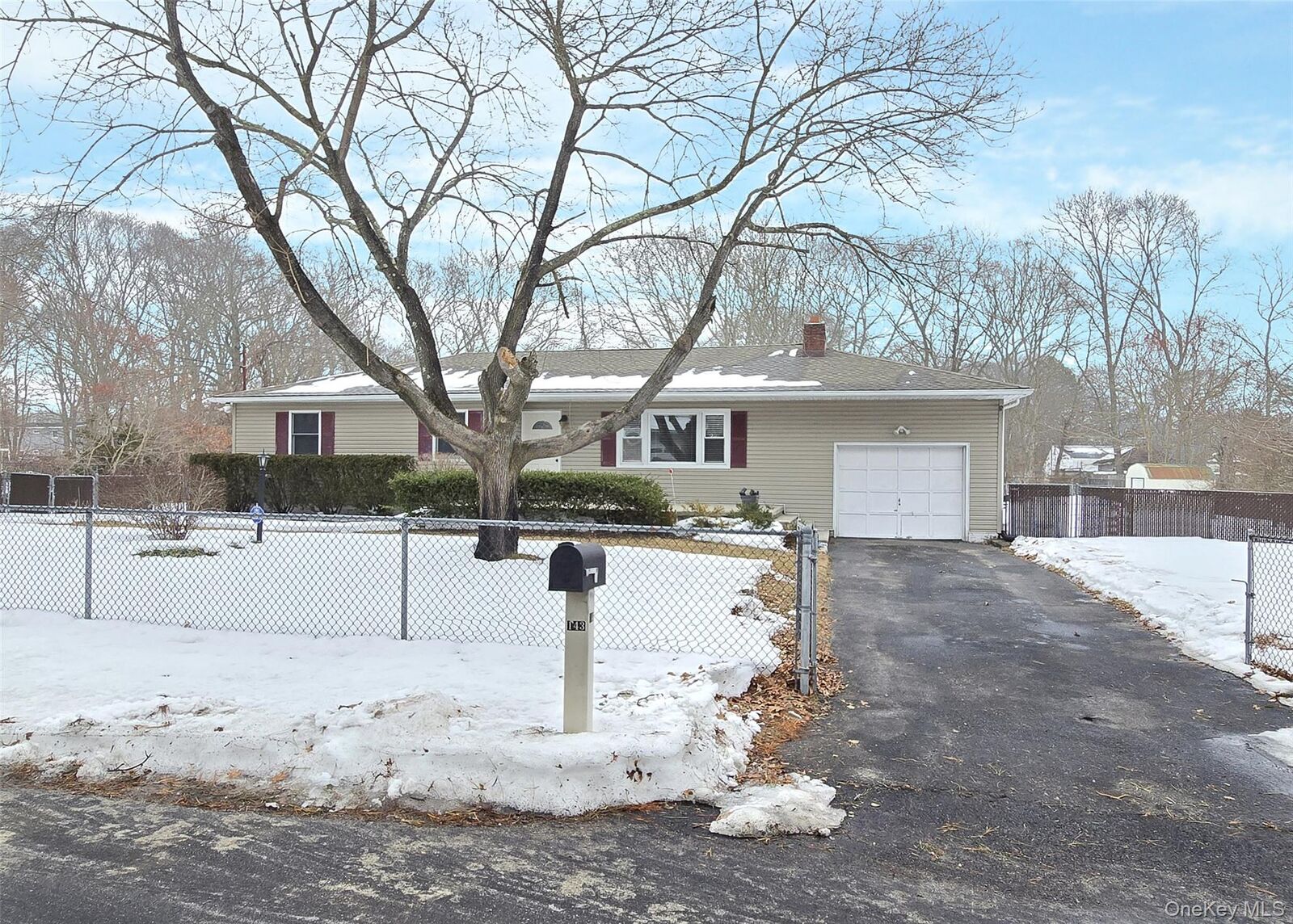 Property Photo: 143 Hawthorne Street NY 11950