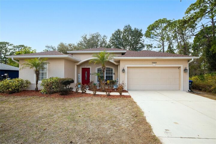 Property Photo: 7569 Merolla Road FL 34291