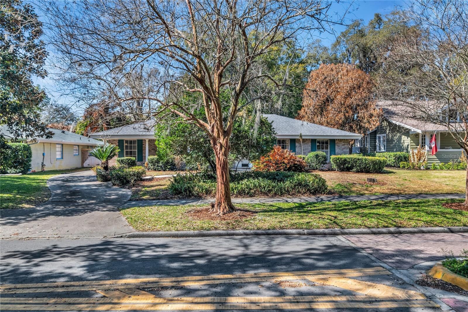 Property Photo: 1620 S Summerlin Avenue FL 32806