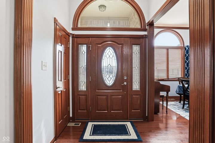 Property Photo:  6230 Sampson Court  IN 46237 