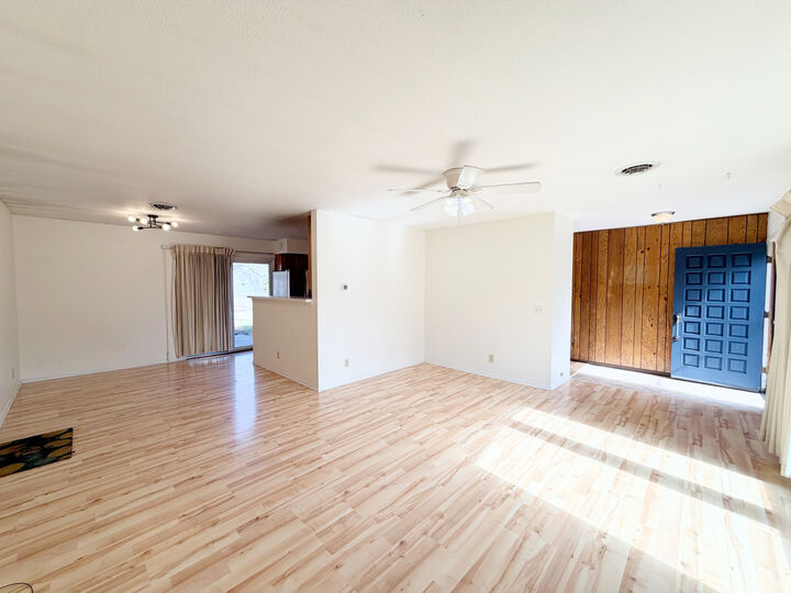 Property Photo:  1702 W Taylor Drive  IL 62901 