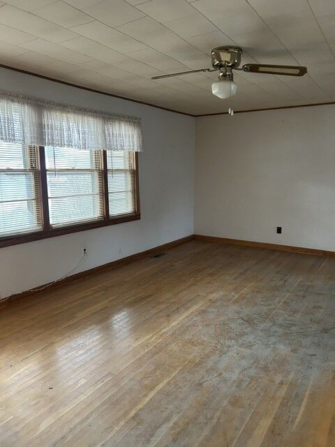 Property Photo:  604 2nd Ave  TN 38464 