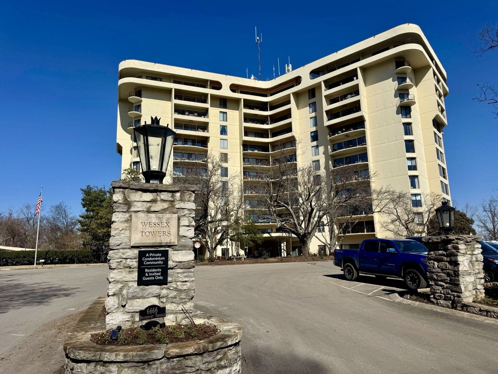 Property Photo:  6666 Brookmont Ter 208  TN 37205 