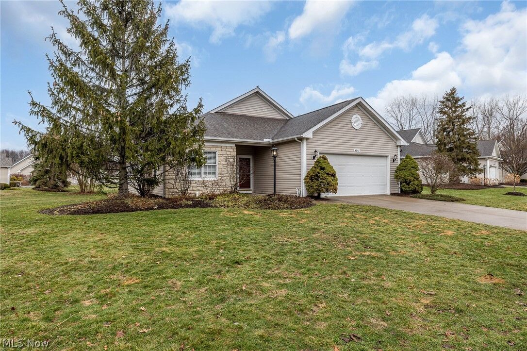 Property Photo:  4261 Lake Harbour Way NW  OH 44011 