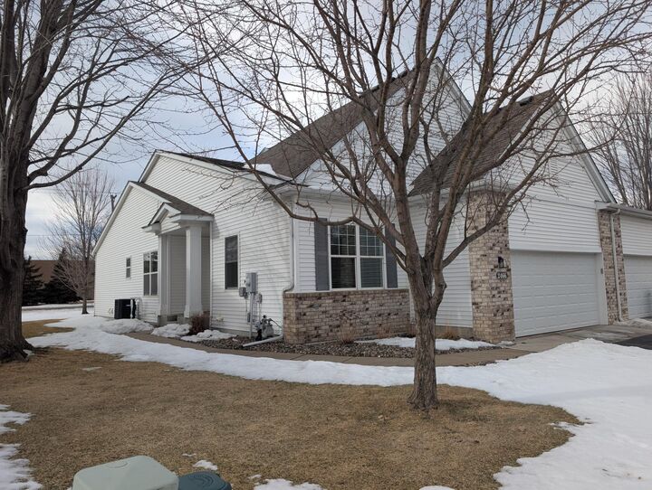 Property Photo: 2466 Beech Street W MN 55068