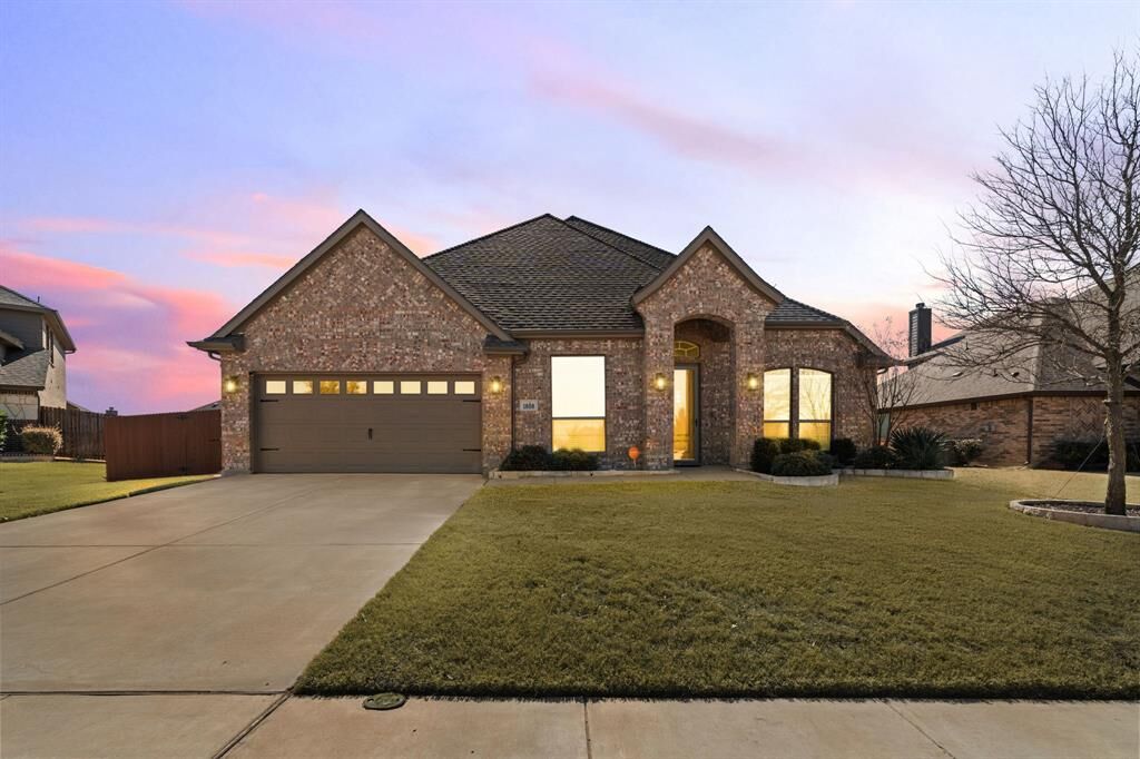 Property Photo:  1858 Riviera Drive  TX 75165 