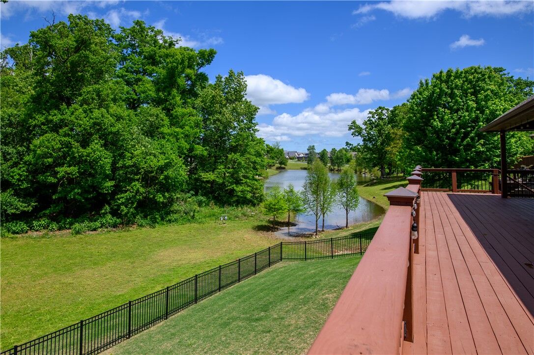 Property Photo:  111 NE Lake Forest Lane  AR 72712 