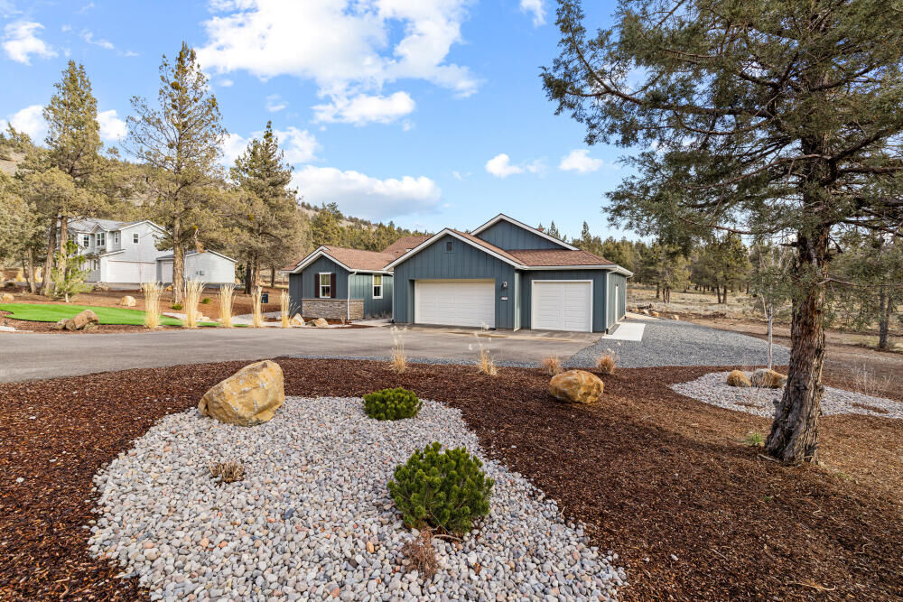 Property Photo:  5730 Engleman Spruce Way  OR 97601 