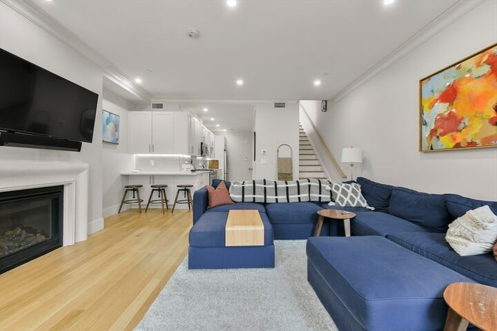 Property Photo:  232 Clarendon Street Ph  MA 02116 