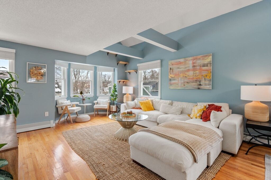 Property Photo:  13 Fayette St 3  MA 01915 