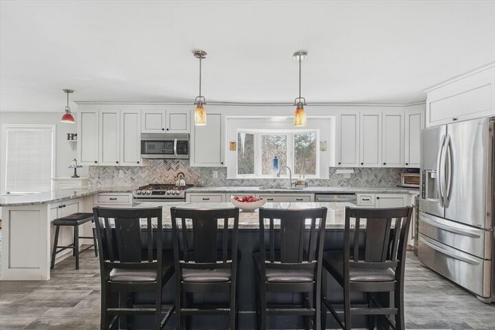 Property Photo:  53 Woodcrest Road  MA 01921 