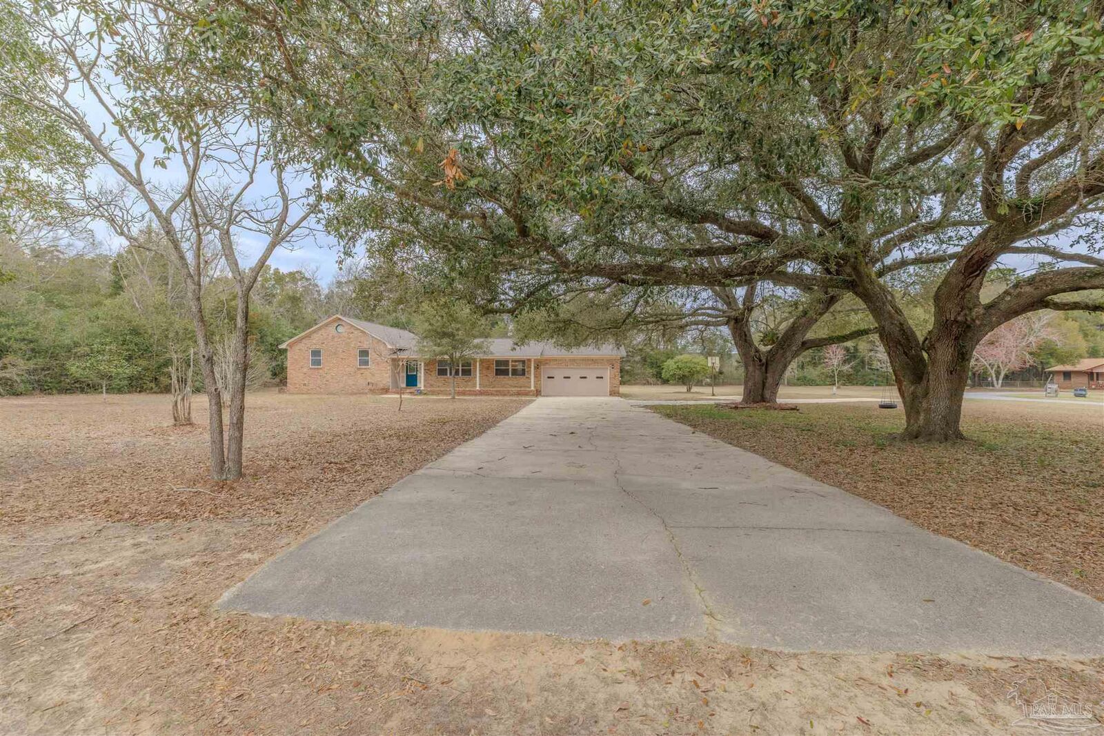 Property Photo: 2700 Nandora Ave FL 32526