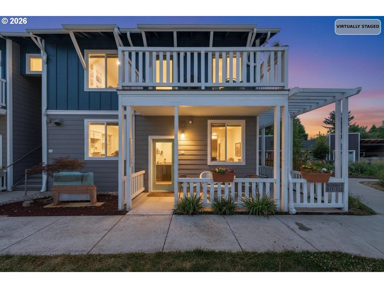 Property Photo:  172 Oakleigh Ln 513  OR 97404 