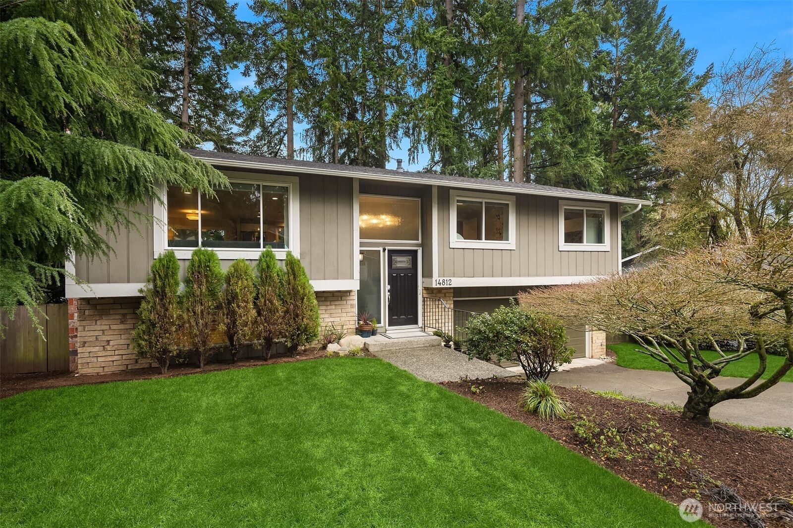 Property Photo:  14812  107th Avenue NE  WA 98011 