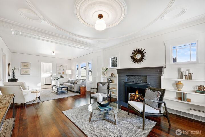 Property Photo:  6526  16th Avenue NW  WA 98117 