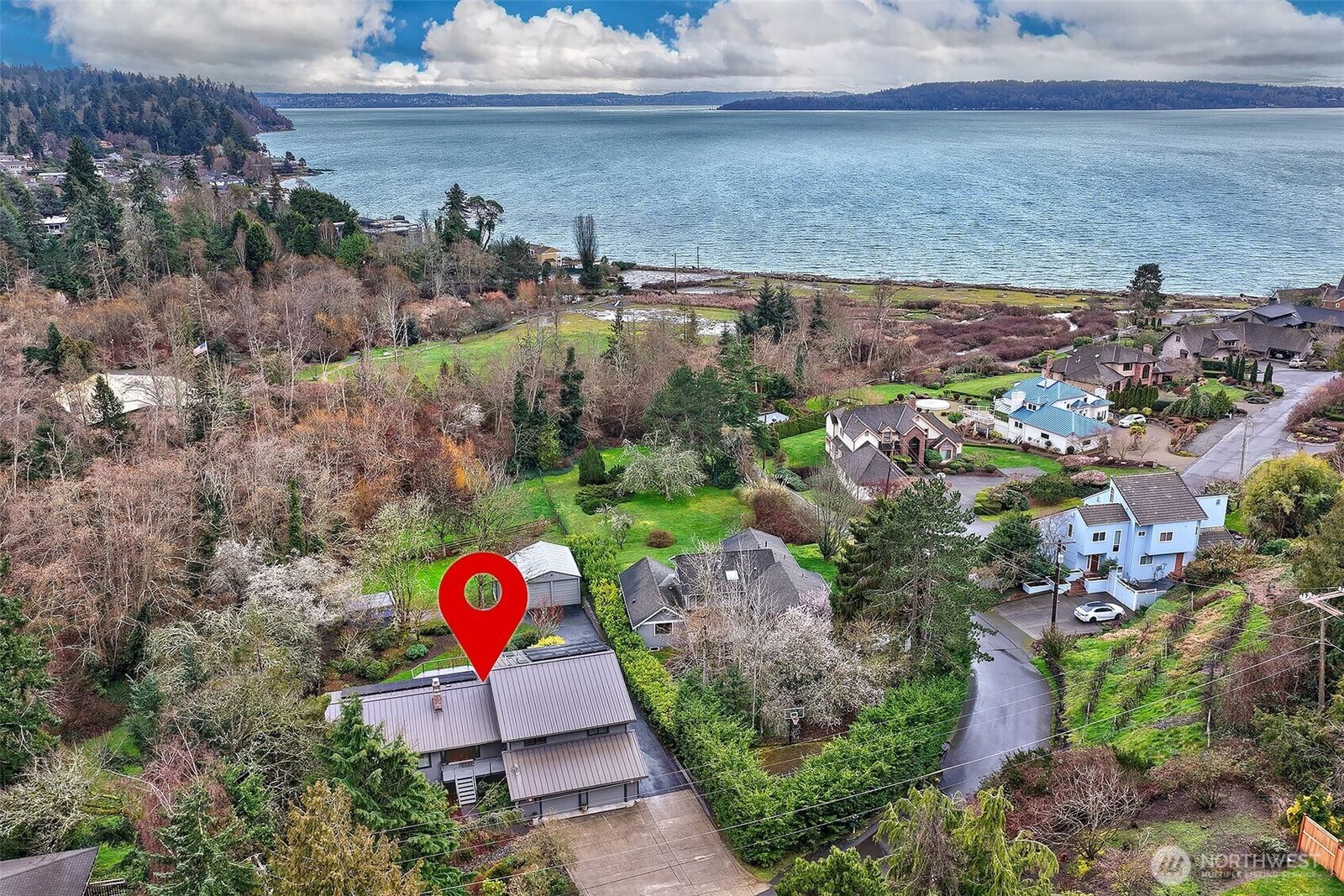 Property Photo:  1359 SW 175th Street  WA 98166 