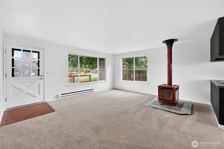 Property Photo:  35603  95th Avenue Ct S  WA 98558 