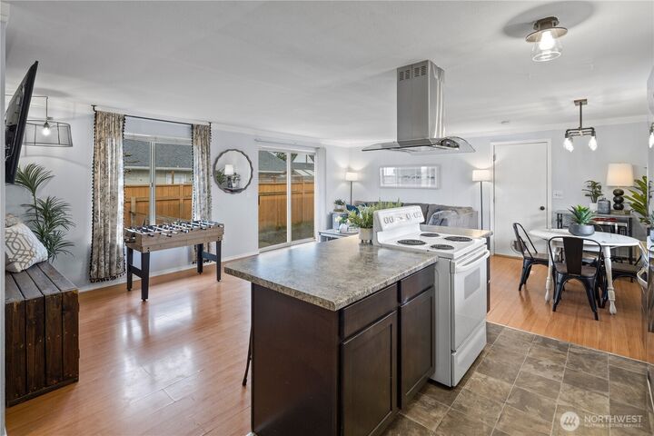 Property Photo: 720 Couls Avenue WA 98321