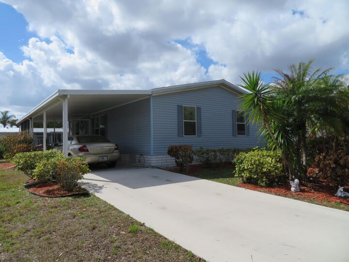 Property Photo:  215 Old Key West Place  FL 34982 
