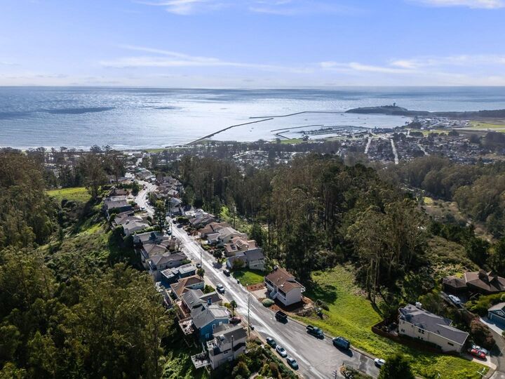 Property Photo:  563 El Granada Boulevard  CA 94018 