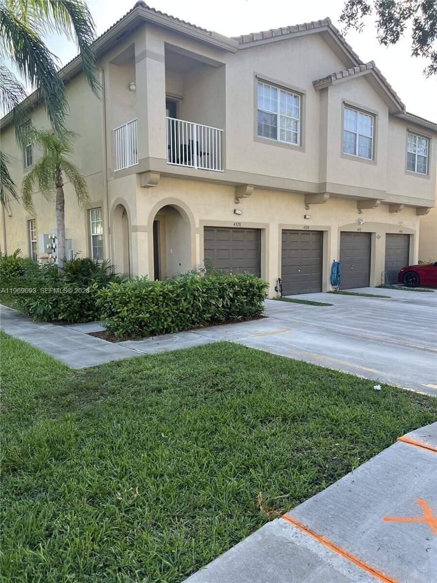Property Photo:  4328 SW 131st Ln 13202  FL 33027 