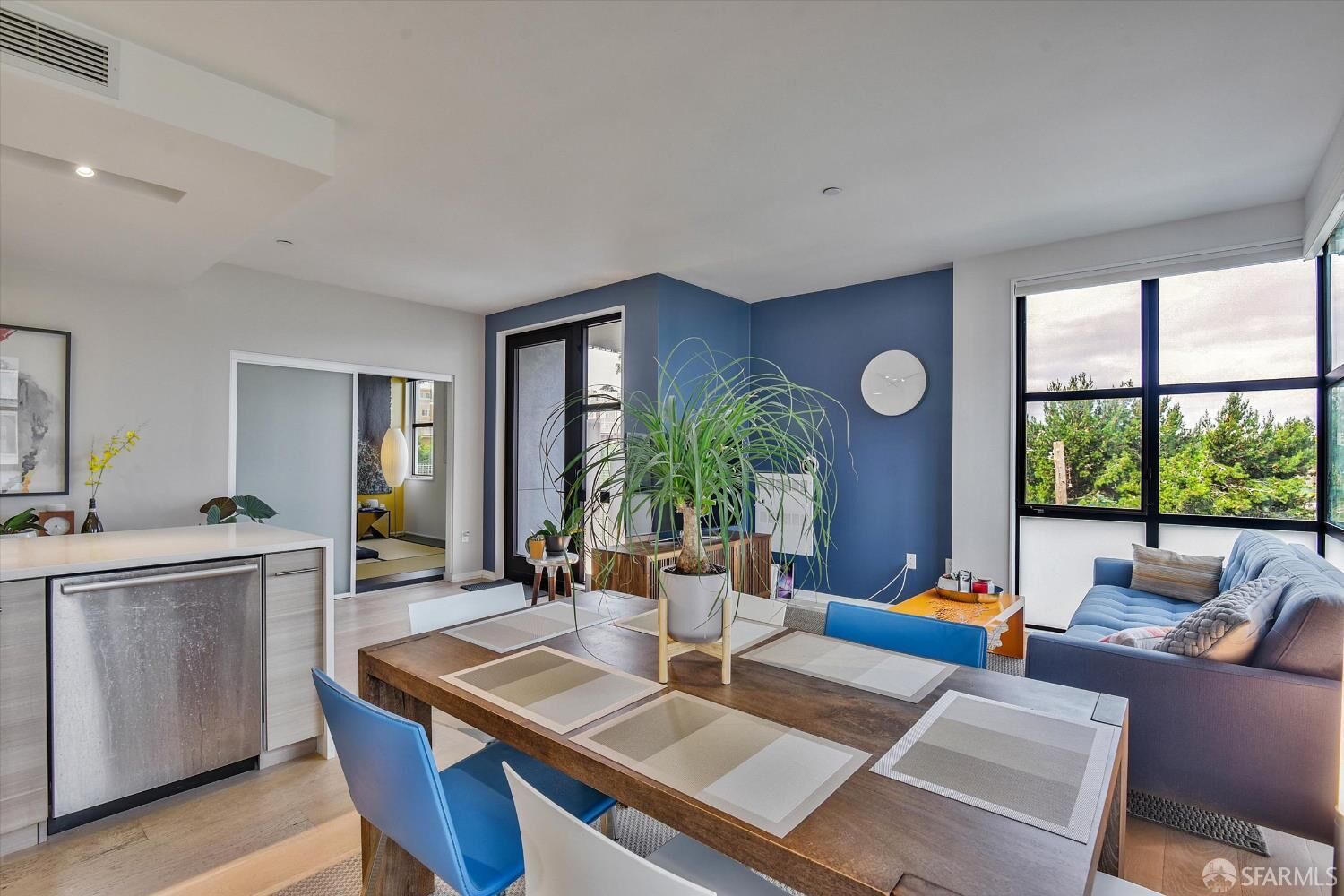 Property Photo:  451 Donahue Street  CA 94124 