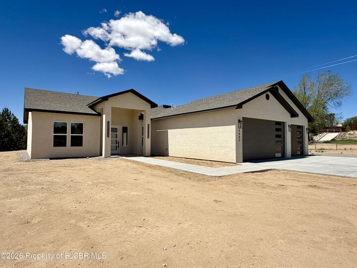 Property Photo:  5003 Redwood Avenue  NM 87402 