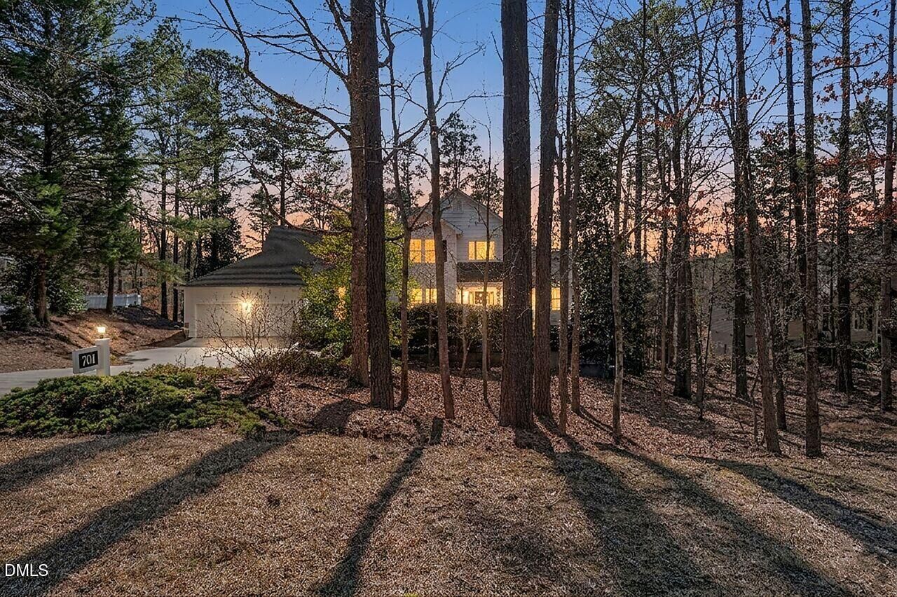Property Photo:  701 Spindlewood  NC 27312 