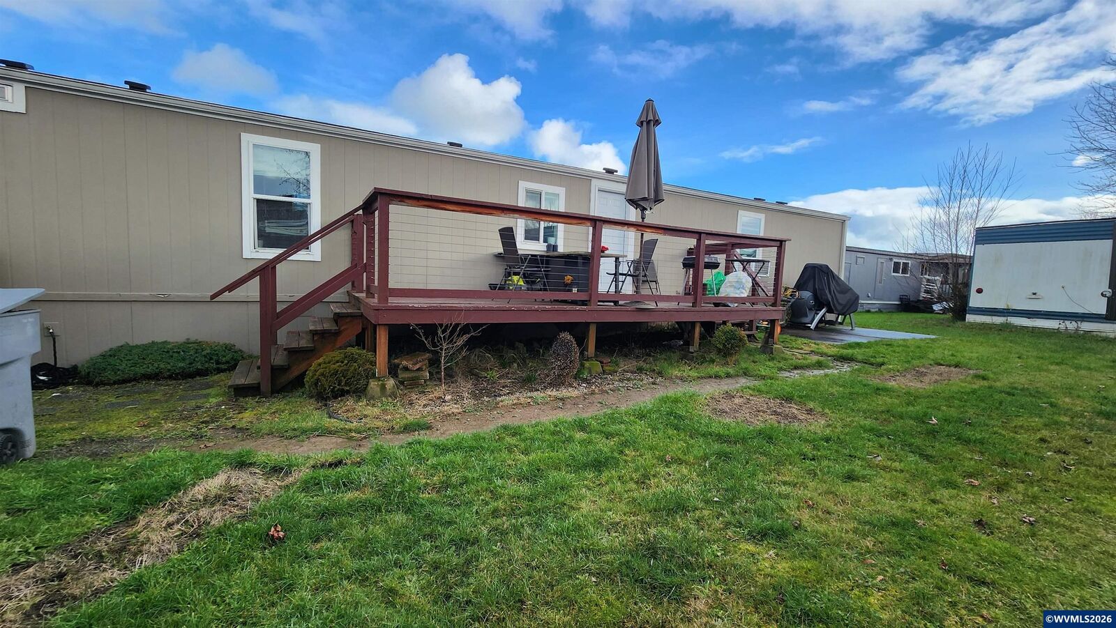 Property Photo: 300 SE Goodnight #74 Av 74 OR 97333