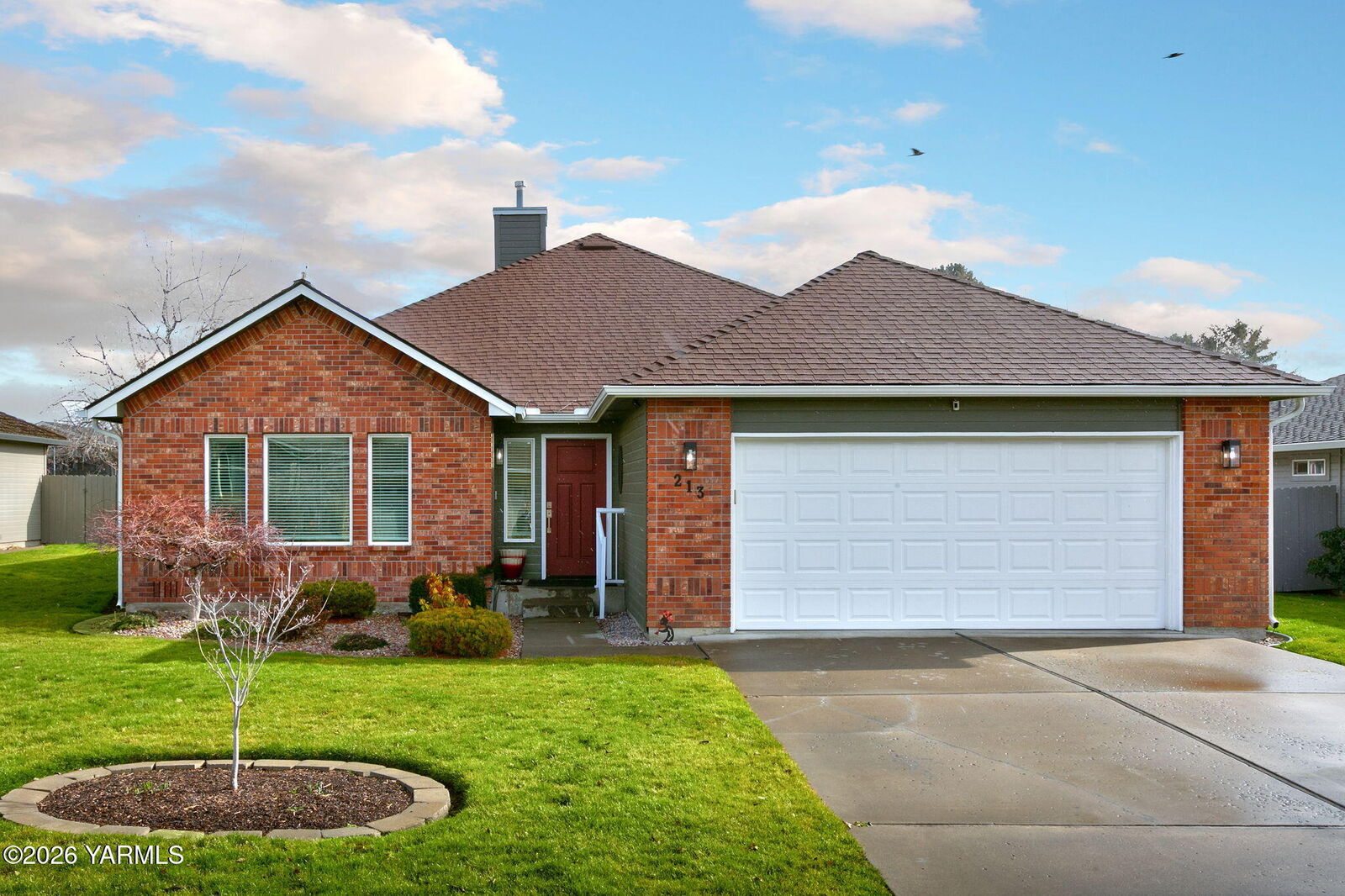 Property Photo:  213 S 70th Ave  WA 98908 