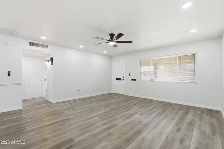 Property Photo: 10528 W Saratoga Circle AZ 85351
