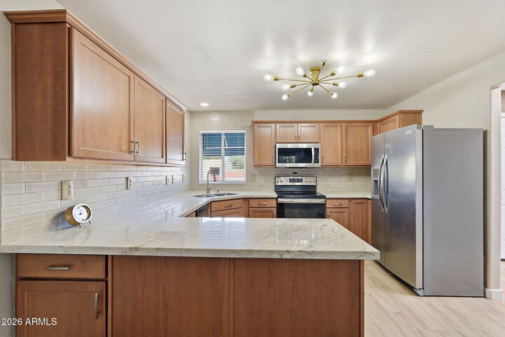 Property Photo:  220 N 22nd Place 2020  AZ 85213 