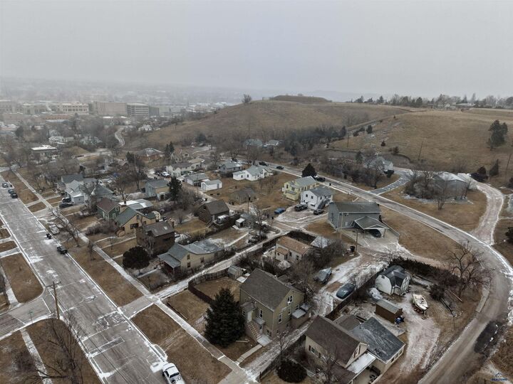 Property Photo: 1306 4th SD 57701