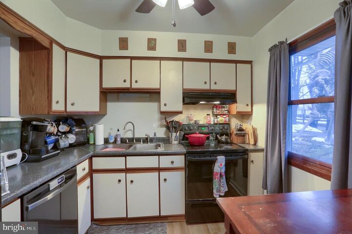 Property Photo:  23 S 24th Street  PA 17103 