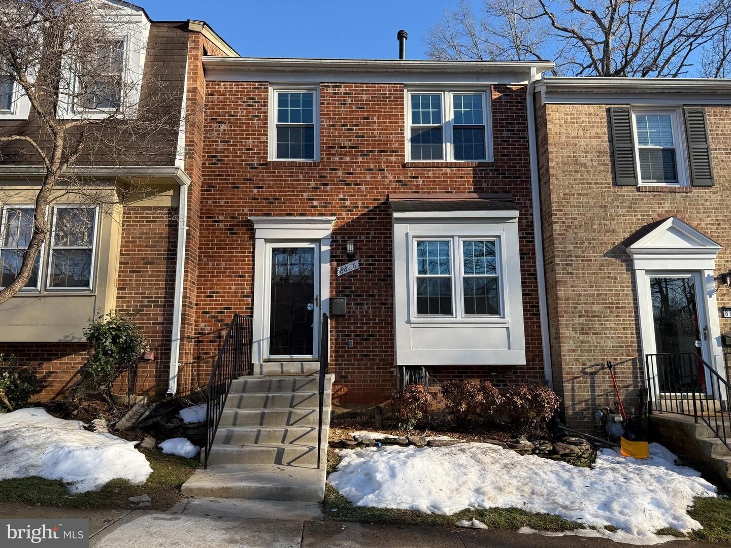 Property Photo:  8826 Surveyors Place  VA 22152 