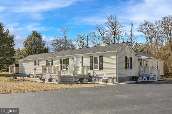 Property Photo:  5 W Greenwing Drive  DE 19968 