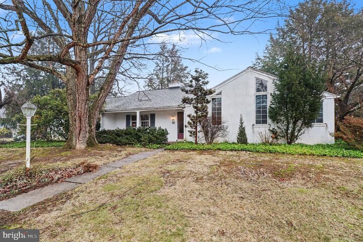 Property Photo:  737 Barr Boulevard  PA 17603 