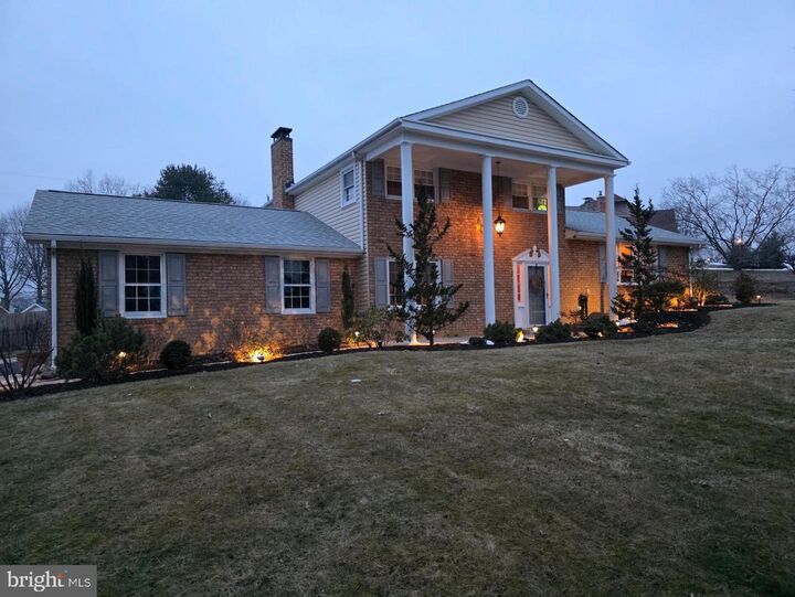 Property Photo:  3911 Ridgeland Boulevard  PA 17050 