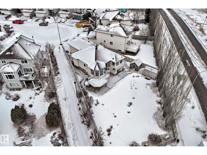 Property Photo: 576 Glenwright Cr NW AB T5P 4E6