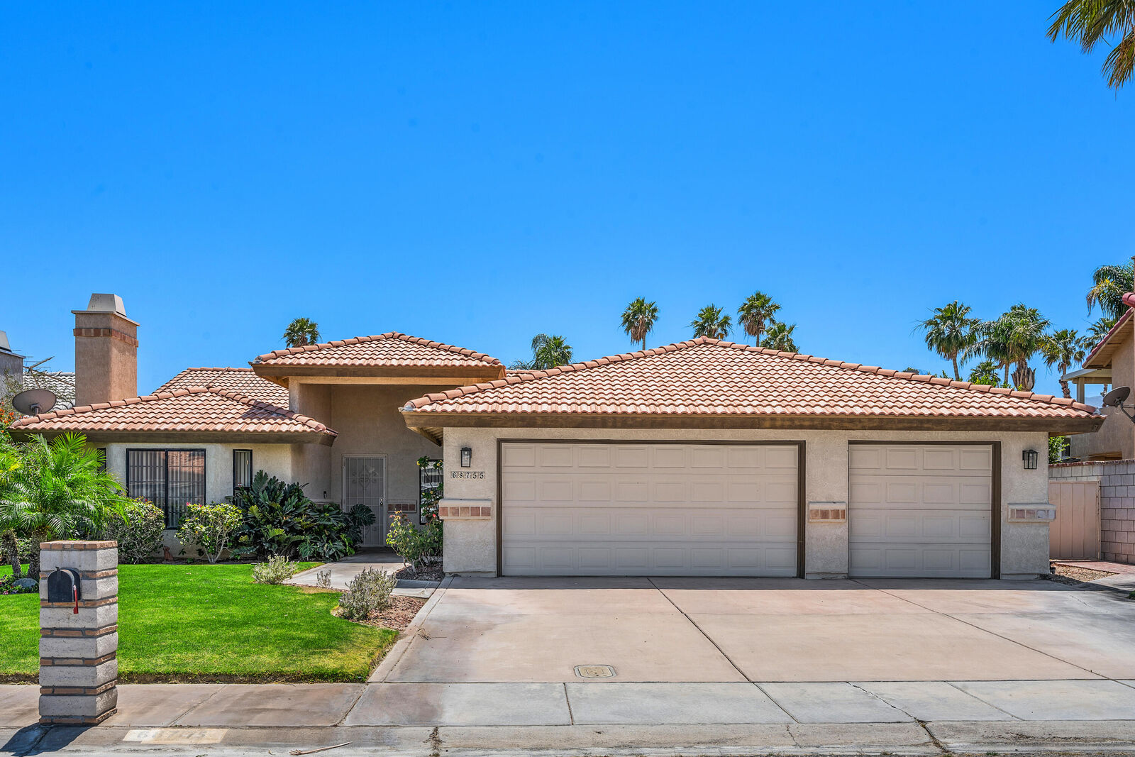 Property Photo: 68755 Raposa Road CA 92234