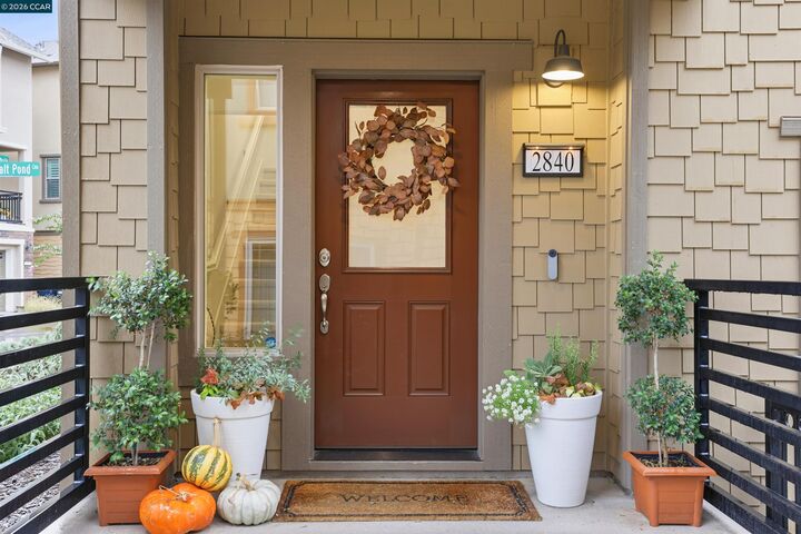 Property Photo:  2840 Saltpond Cmn  CA 94550 
