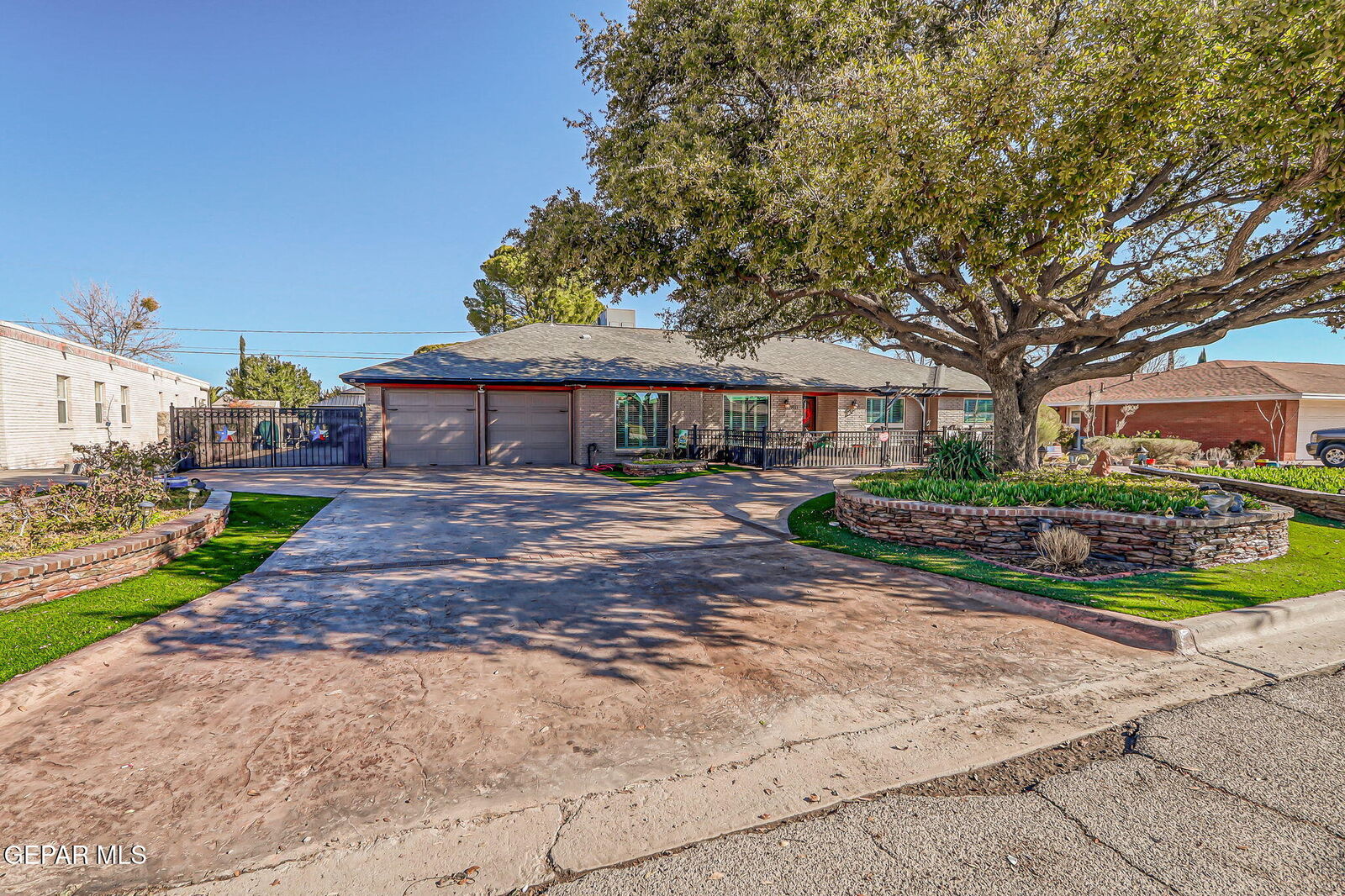 Property Photo: 9517 Desert Hills Lane TX 79925