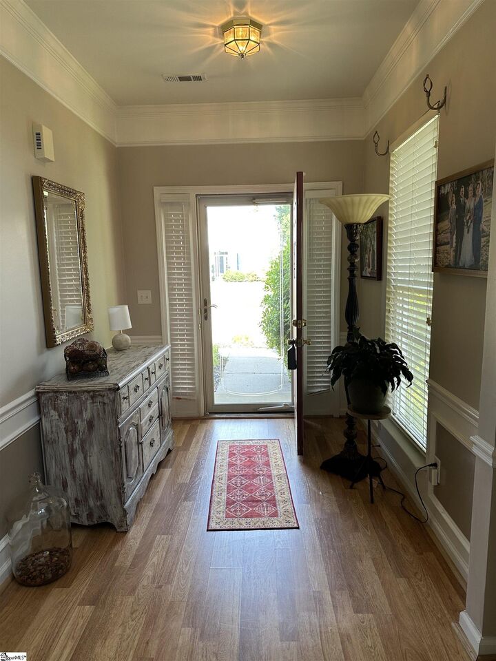 Property Photo: 112 Saint James Place Drive SC 29650-4750