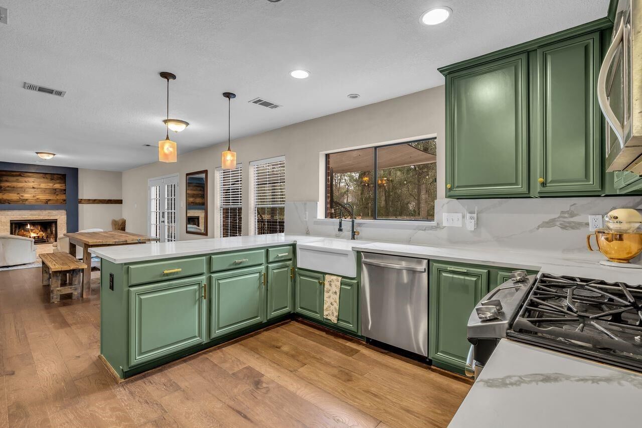 Property Photo:  11 Snapdragon Court  TX 77381 