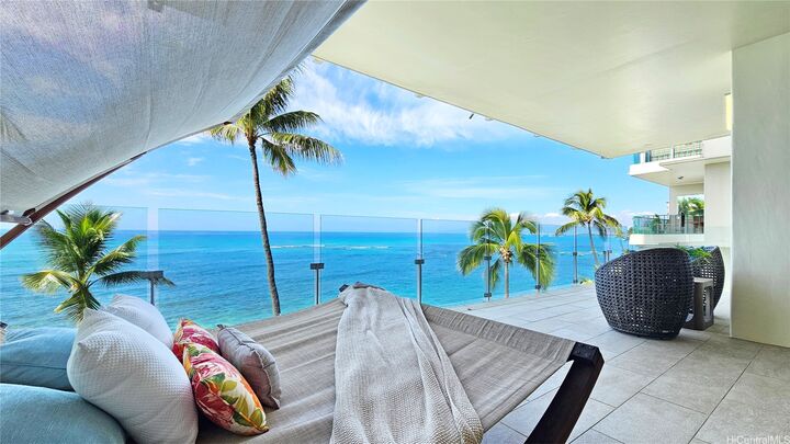 Property Photo:  3003 Kalakaua Avenue 6A  HI 96815 